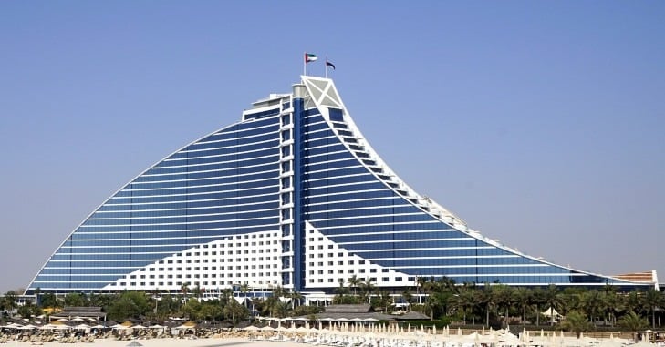 Pogled na plažu Jumeirah u Dubaiju